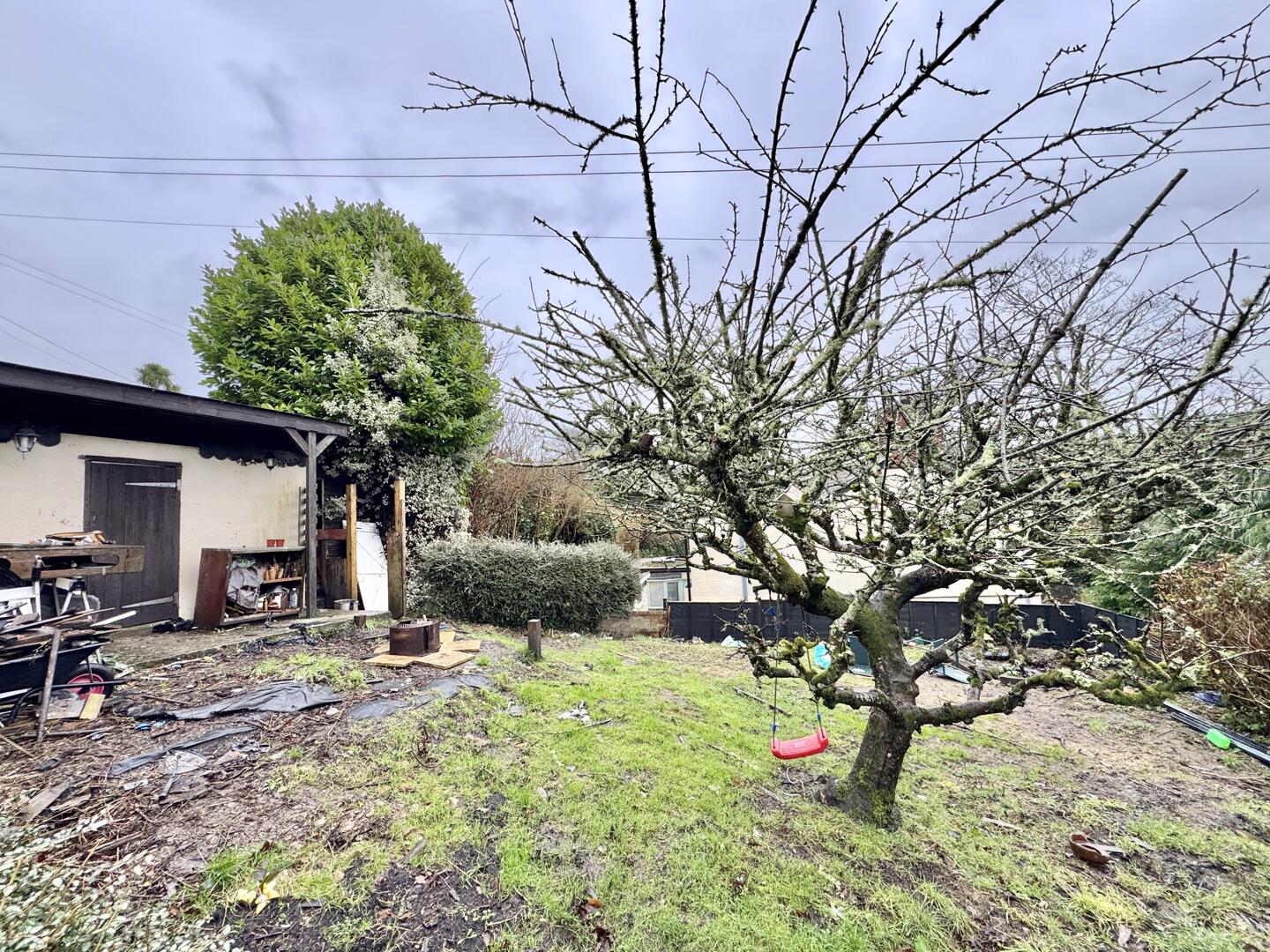 3 bed property in 3 Poplar Cottages, Truro
